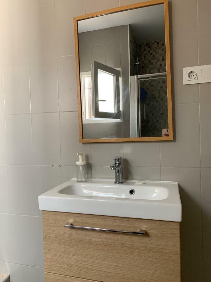 Habitacion Bien Situada, Comoda Y Nueva Valencia Exterior foto